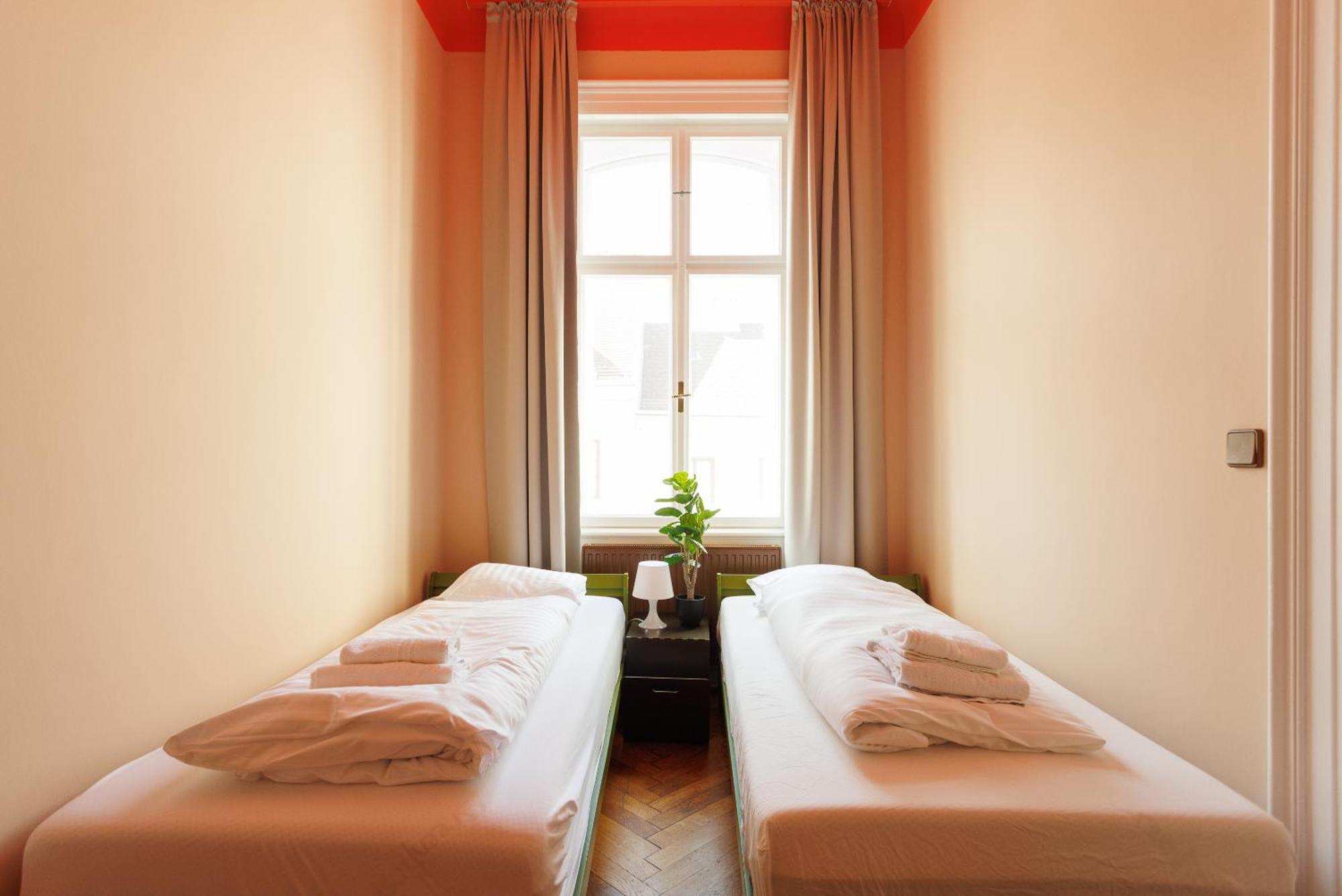 4Ty3 Apartments - Stadtpark City Apartment Is Calling เวียนนา ภายนอก รูปภาพ