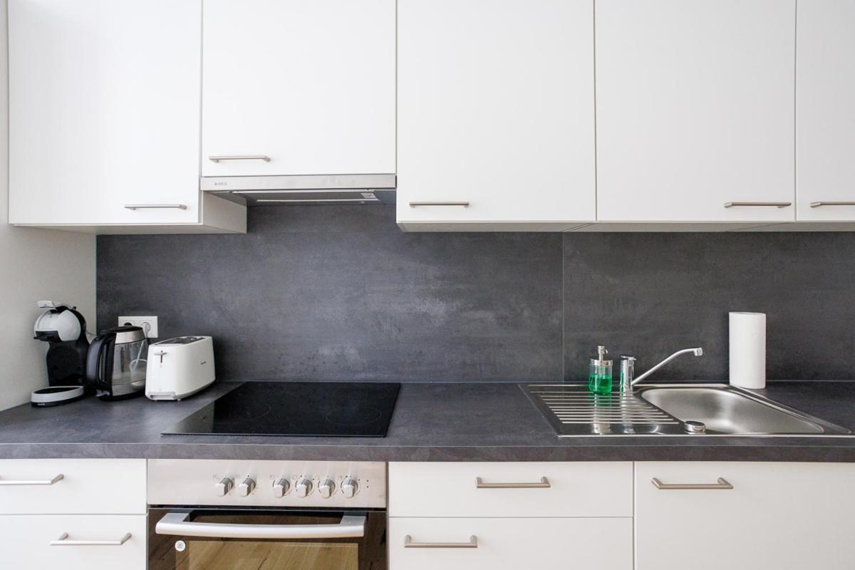 4Ty3 Apartments - Stadtpark City Apartment Is Calling เวียนนา ภายนอก รูปภาพ